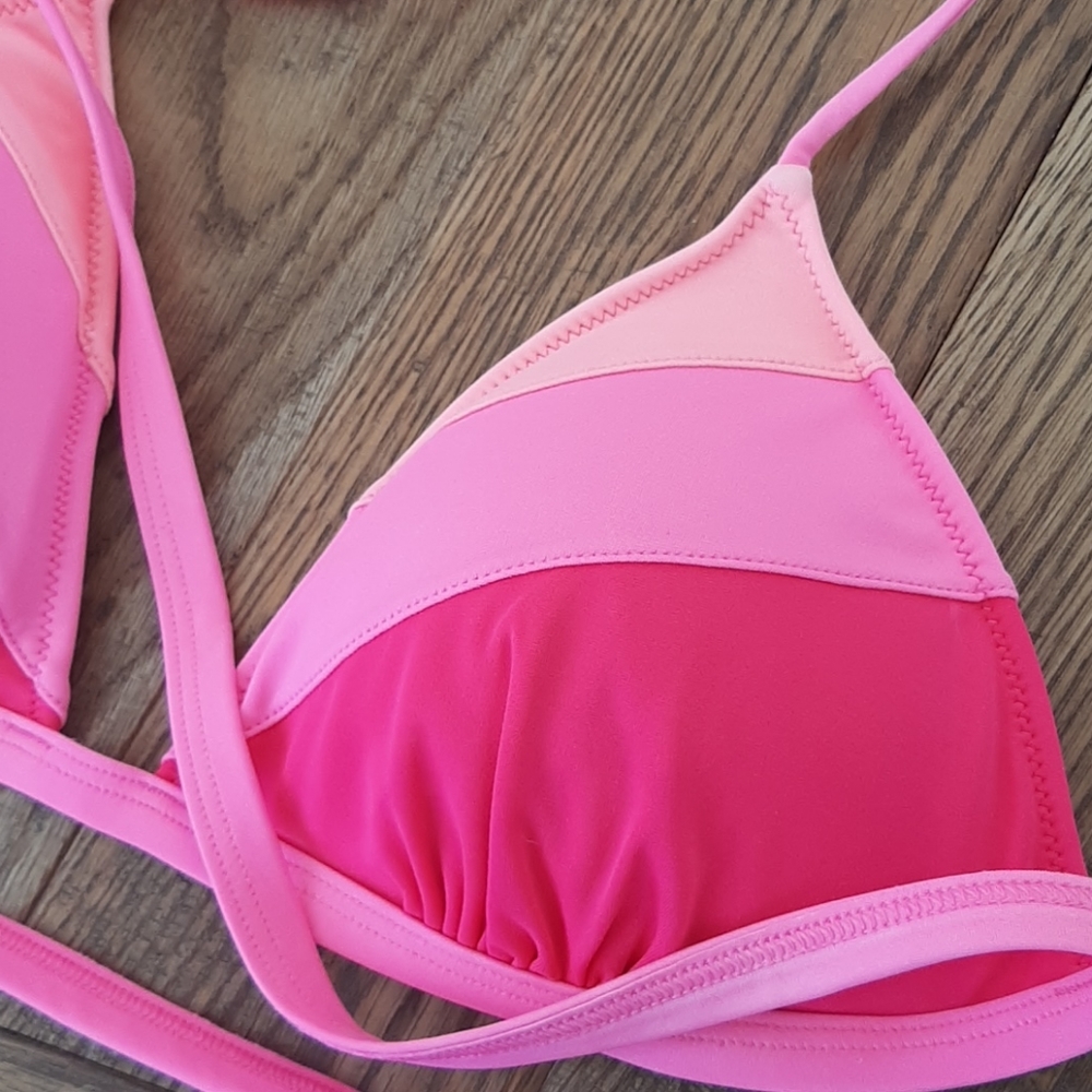 Victoria's secret pink triangle bikini tie top - Picture 2 of 6